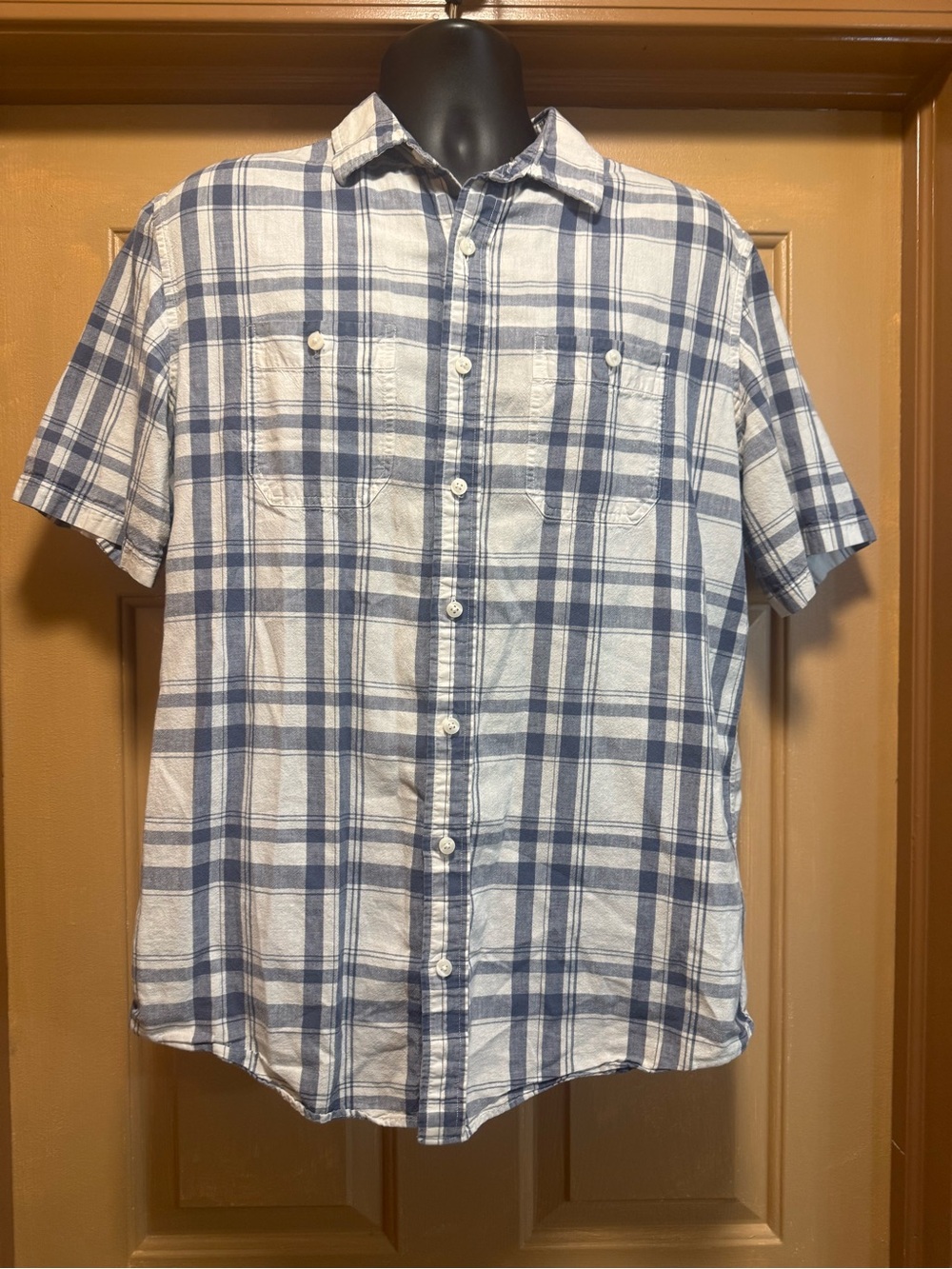 Men's LL Bean slightly fitted Blue Plaid Short-Sleeve Button-Up Shirt Sz L-tall